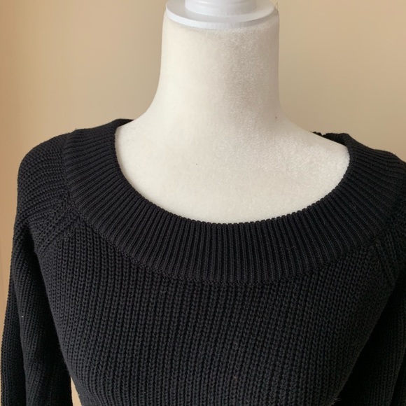 Black bell sleeve sweater dress - Picture 4 of 6